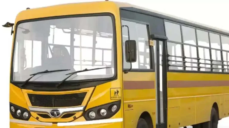 ಶಾಲಾ ವಾಹನಗಳನ್ನ ಟಾರ್ಗೆಟ್ ಮಾಡಿದ ಖದೀಮರು: ಅಪಘಾತವಾದ್ರೆ ದೇವರೇ ಗತಿ!